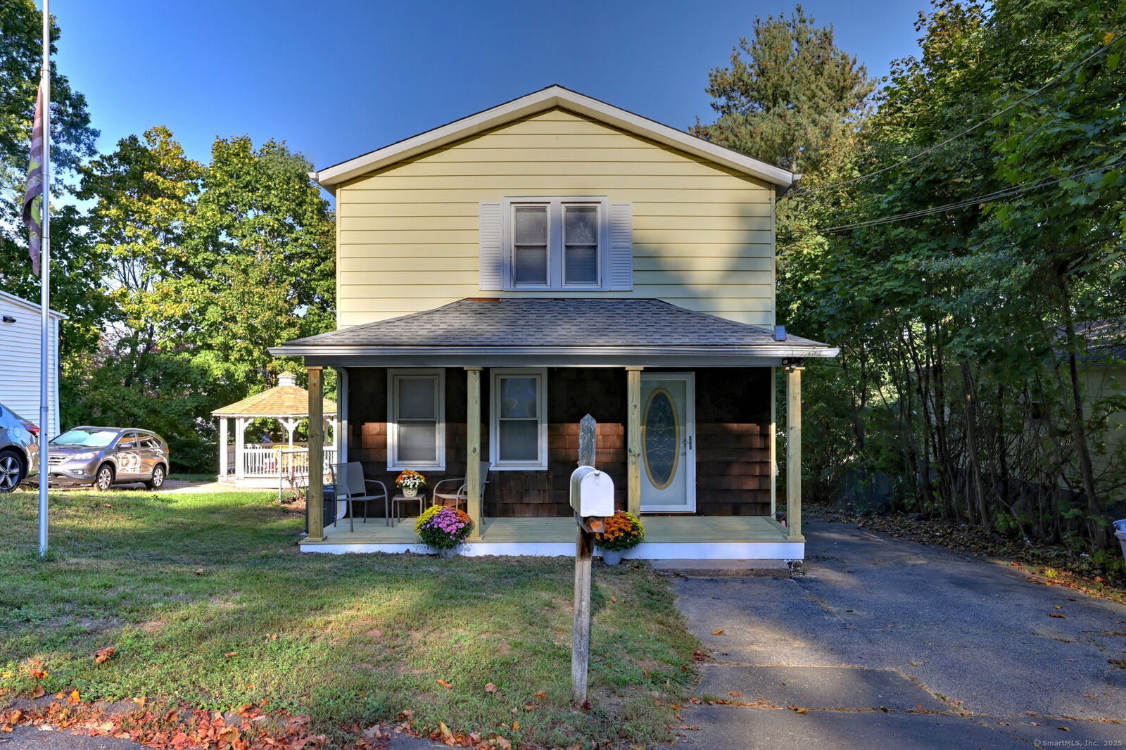 Property Photo:  29 Birch Street  CT 06516 