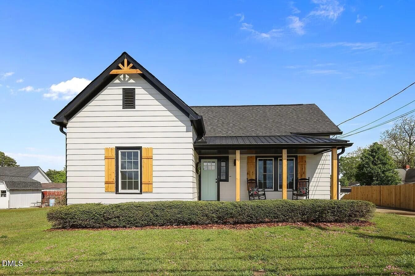 Property Photo: 201 N 13th Street NC 28339