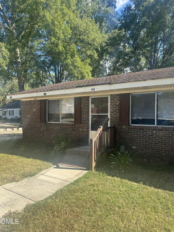 115 W Judd Street  Zebulon NC 27597 photo