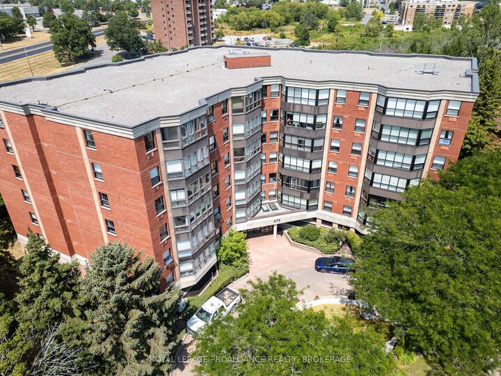 Property Photo:  675 Davis Drive 609  ON K7M 8L5 