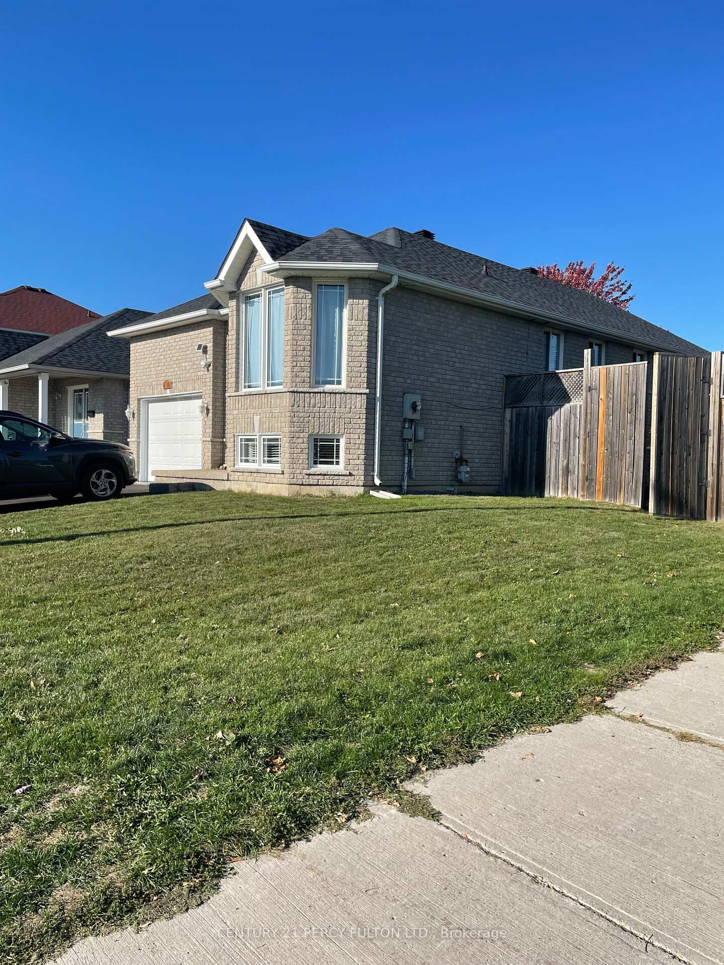 Property Photo: 181 Parcells Crescent ON K9K 2P2