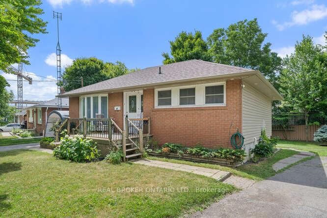 Property Photo:  19 Dayfoot Drive  ON L7G 2K8