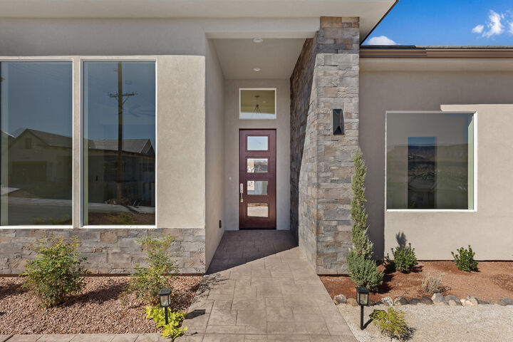 Property Photo: 1195 N 50 W 65 UT 84737