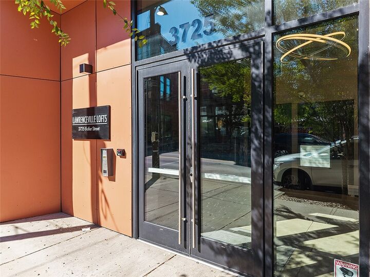 Property Photo:  3725 Butler St 302  PA 15201 