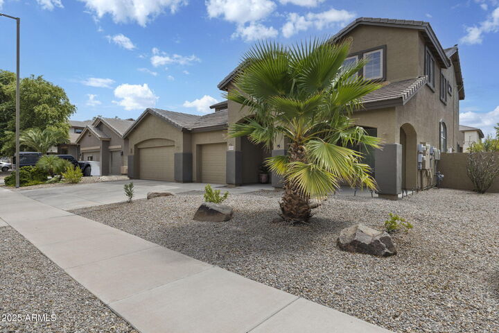 15003 W Edgemont Avenue  Goodyear AZ 85395 photo