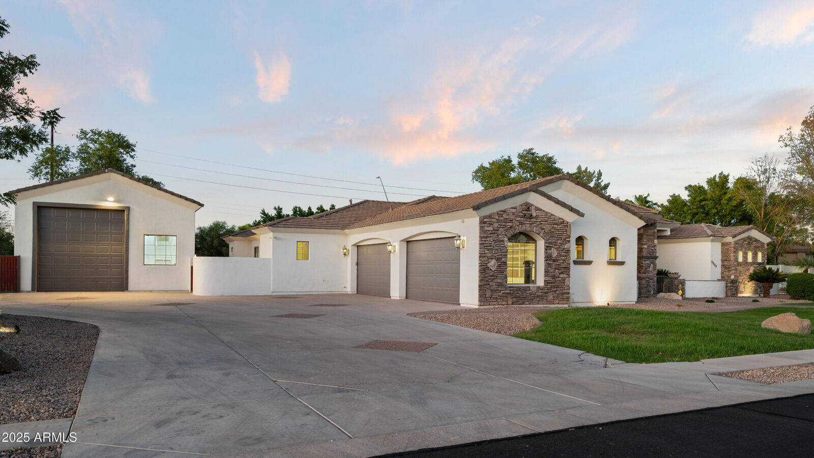 Property Photo: 3732 E Nance Circle AZ 85215
