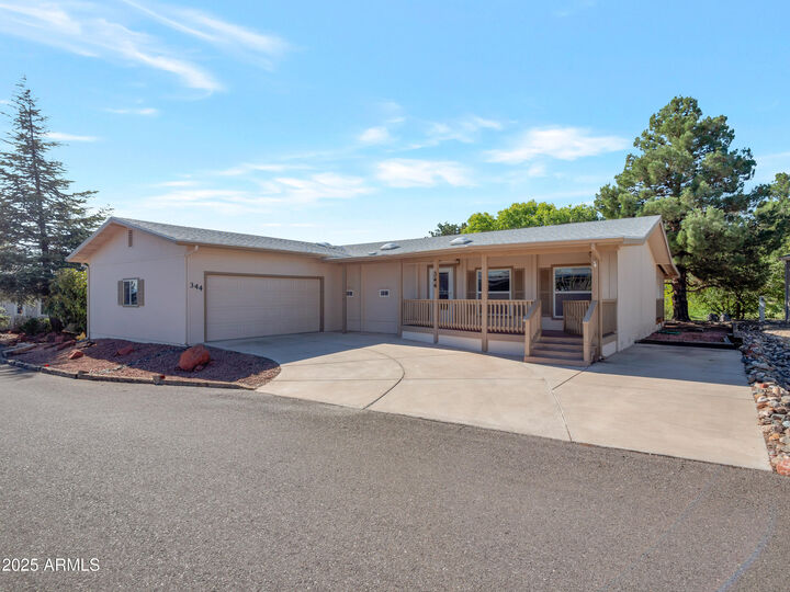 Property Photo: 2050 W State Route 89-A -- 344 AZ 86326