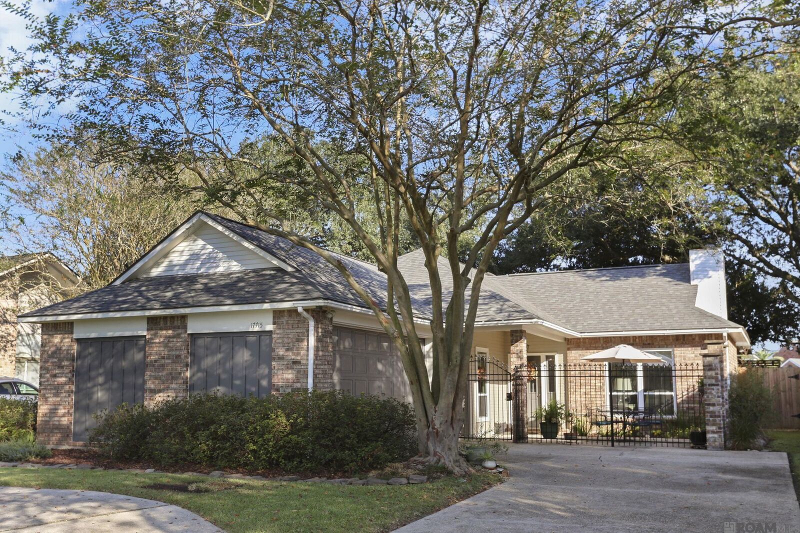 Property Photo:  17715 Azalea Lakes Ave  LA 70817 