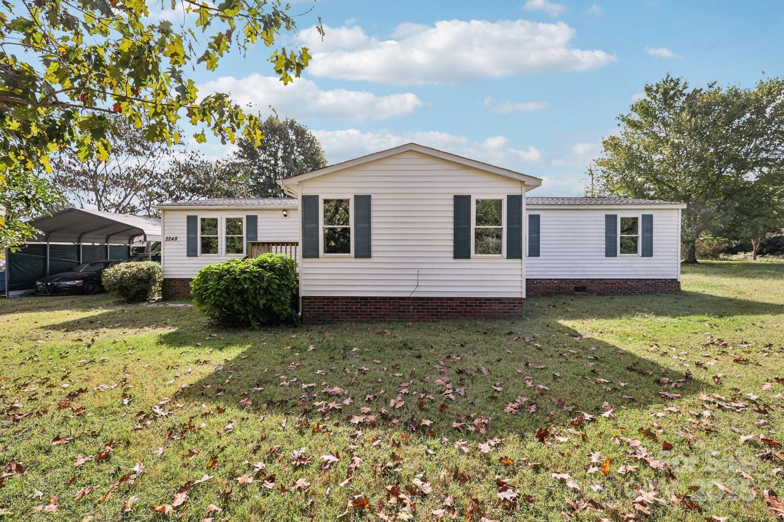 Property Photo: 2248 Circle R Road NC 28025