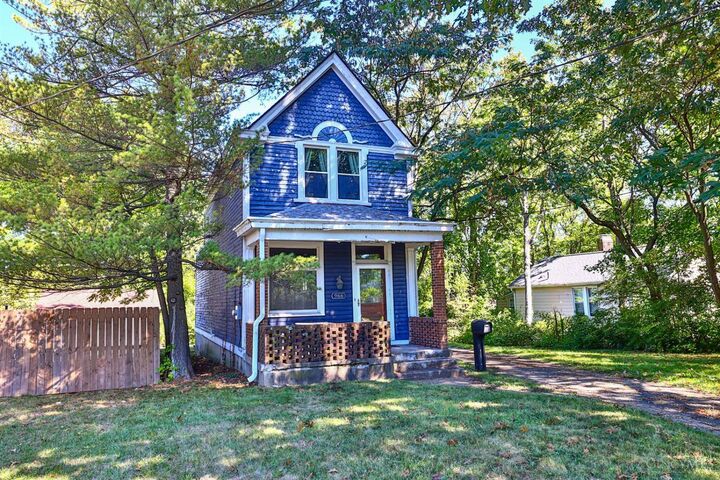 Property Photo: 966 W North Bend Road OH 45224