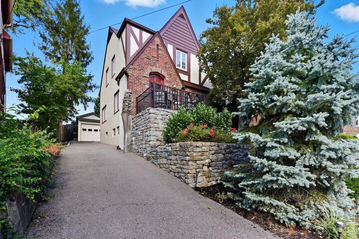 Property Photo: 3114 Parkview Avenue OH 45213