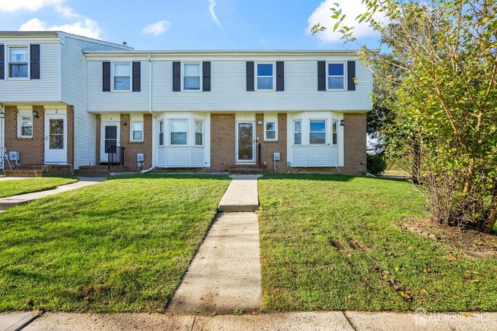 1 Dogwood Court  Sayreville NJ 08872 photo