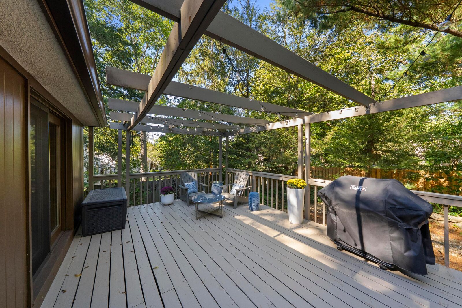 Property Photo: 200 W Jeffrey Place OH 43214