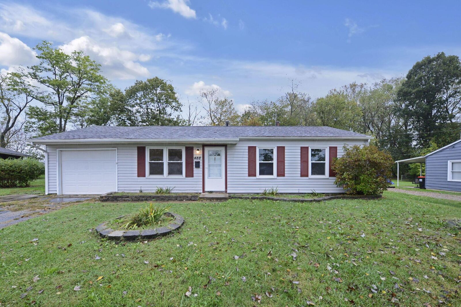 Property Photo: 488 Ridgefield Road OH 43055