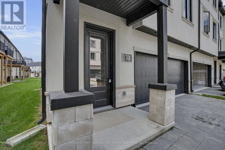 Property Photo: 435 Callaway Road 33 ON N6G 2N1