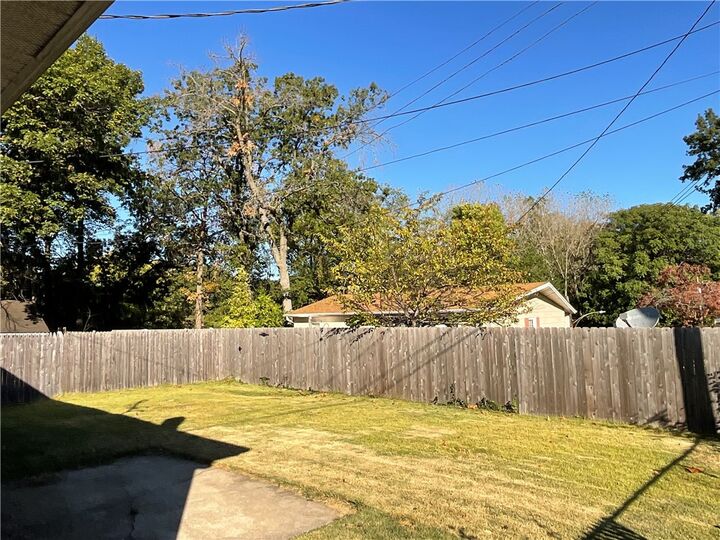 Property Photo: 1952 Florida Court IL 62521