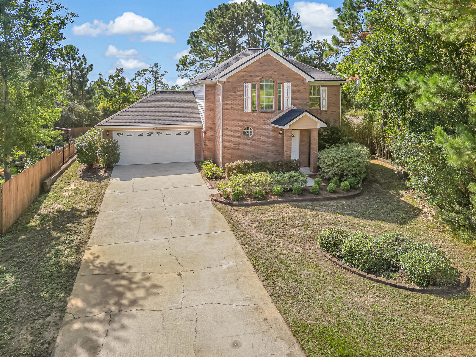 Property Photo: 413 Emerald Pointe Drive FL 32569
