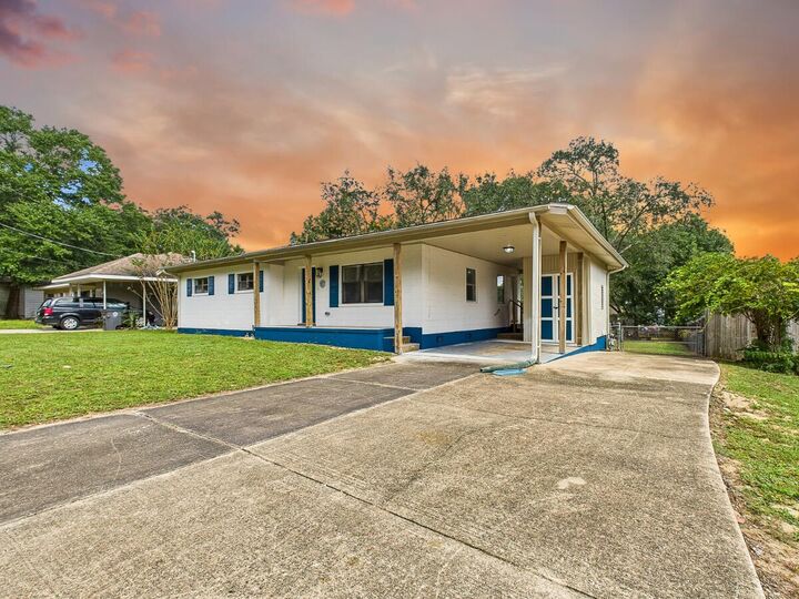 336 Illinois Avenue  Valparaiso FL 32580 photo