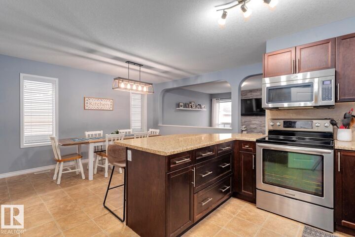 Property Photo: 21212 58 Avenue NW AB T6M 0H3