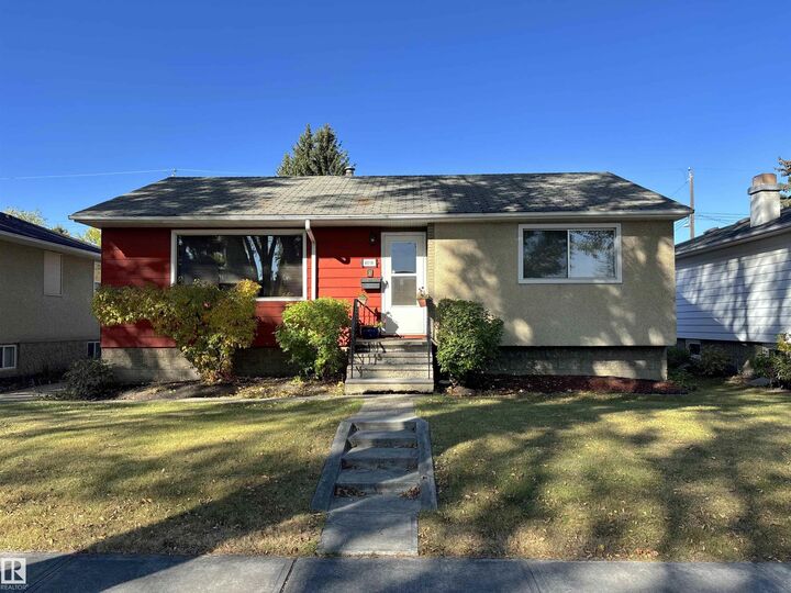 8516 64 Avenue NW  Edmonton AB T6E 0M7 photo