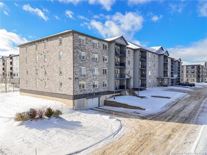 Photo de la propriété:  155 Lian Street 329  NB E3C 0L9 