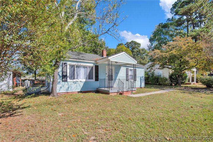 Property Photo: 209 N Lynn Avenue NC 28301
