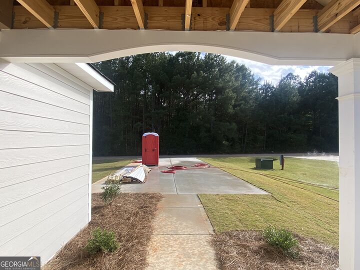 Property Photo: 166 Mathews Road GA 30257