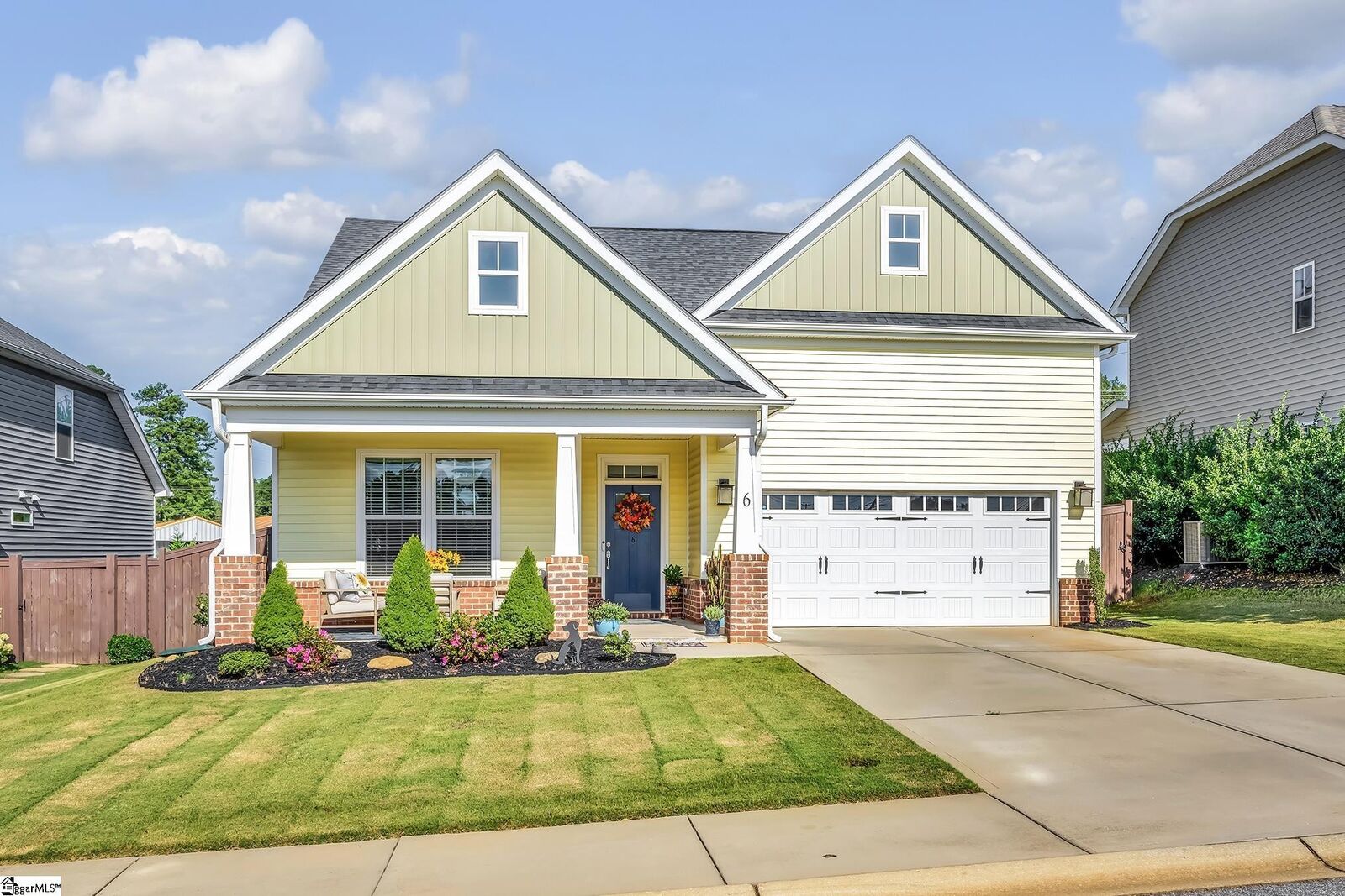 Property Photo: 6 Glenview Park SC 29690