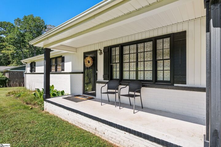 Property Photo: 408 McElhaney Road SC 29690