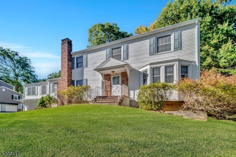 Property Photo:  13 Remrose Ledge  NJ 08812 