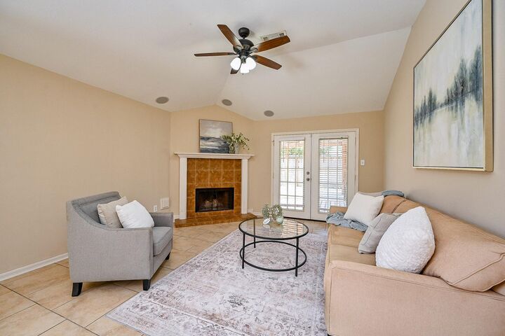 Property Photo: 7303 Greenwood Point TX 77433