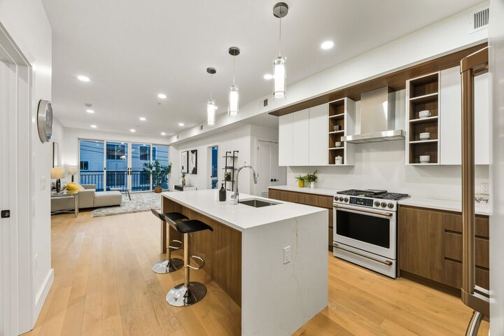 Property Photo: 160 Brunswick St 401 NJ 07302