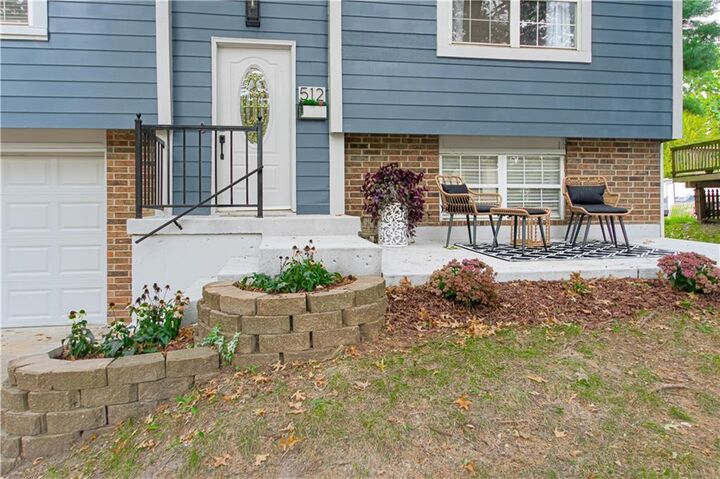 Property Photo:  512 Broadway Street  MO 64029 