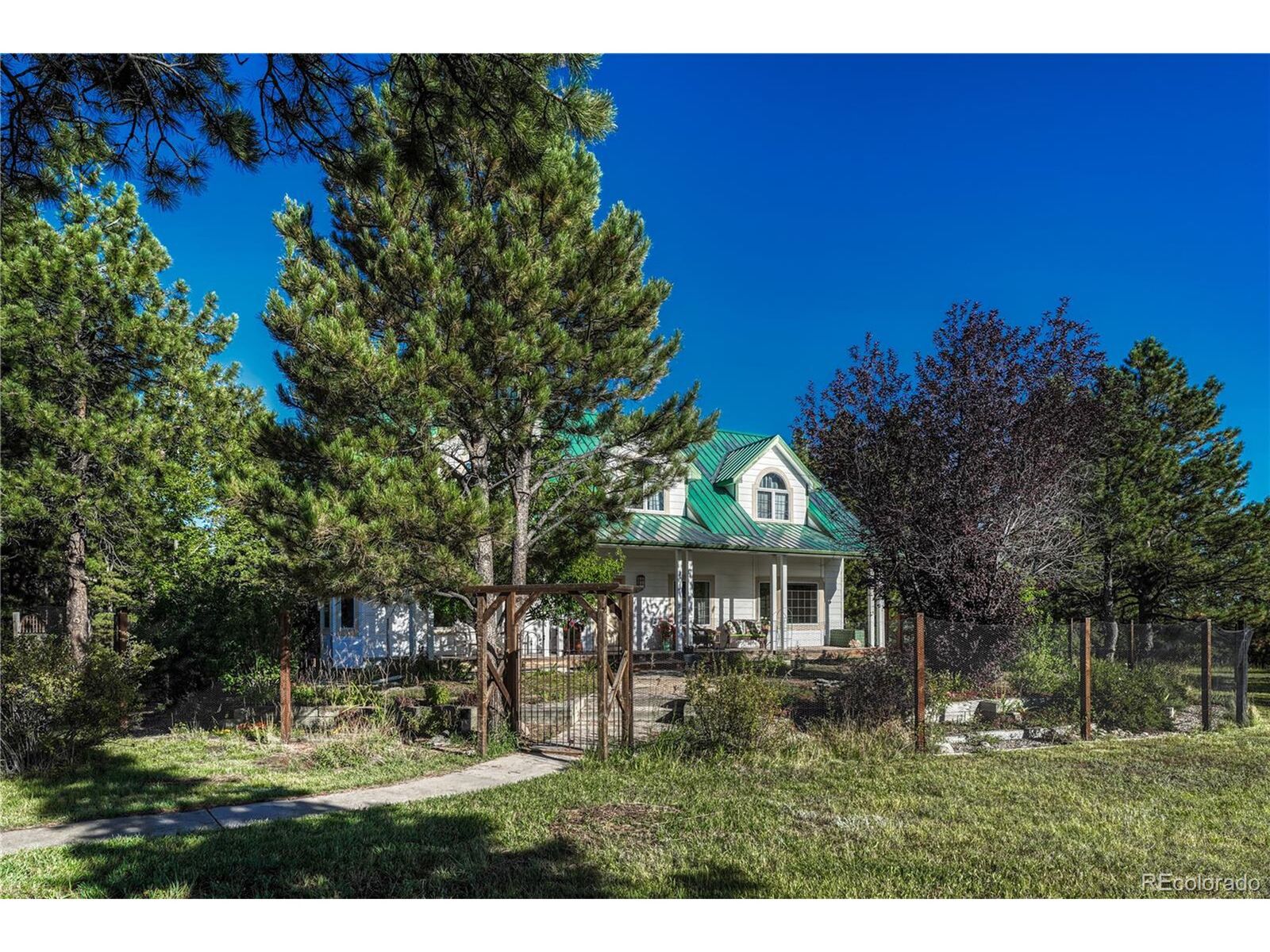 Property Photo:  19100 Country Road 17  CO 80106 