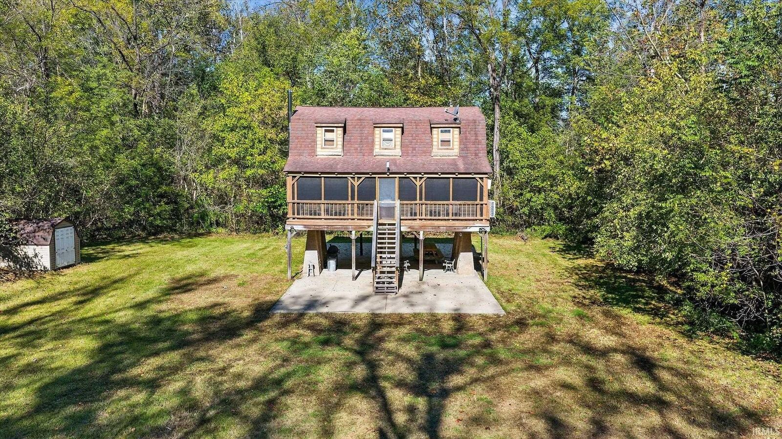 Property Photo: 2617 N County Road 990 IN 47471