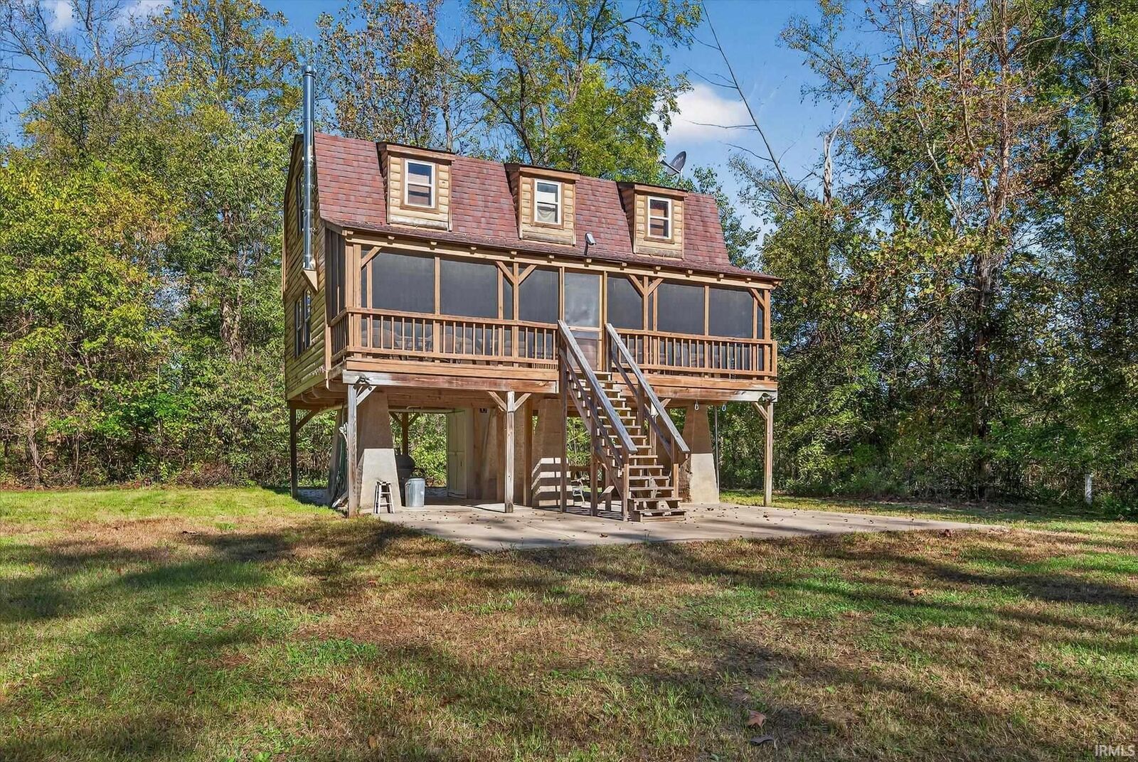 Property Photo: 2617 N County Road 990 IN 47471