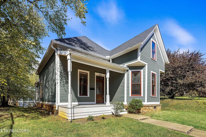 1815 Highland Avenue  Knoxville TN 37916 photo