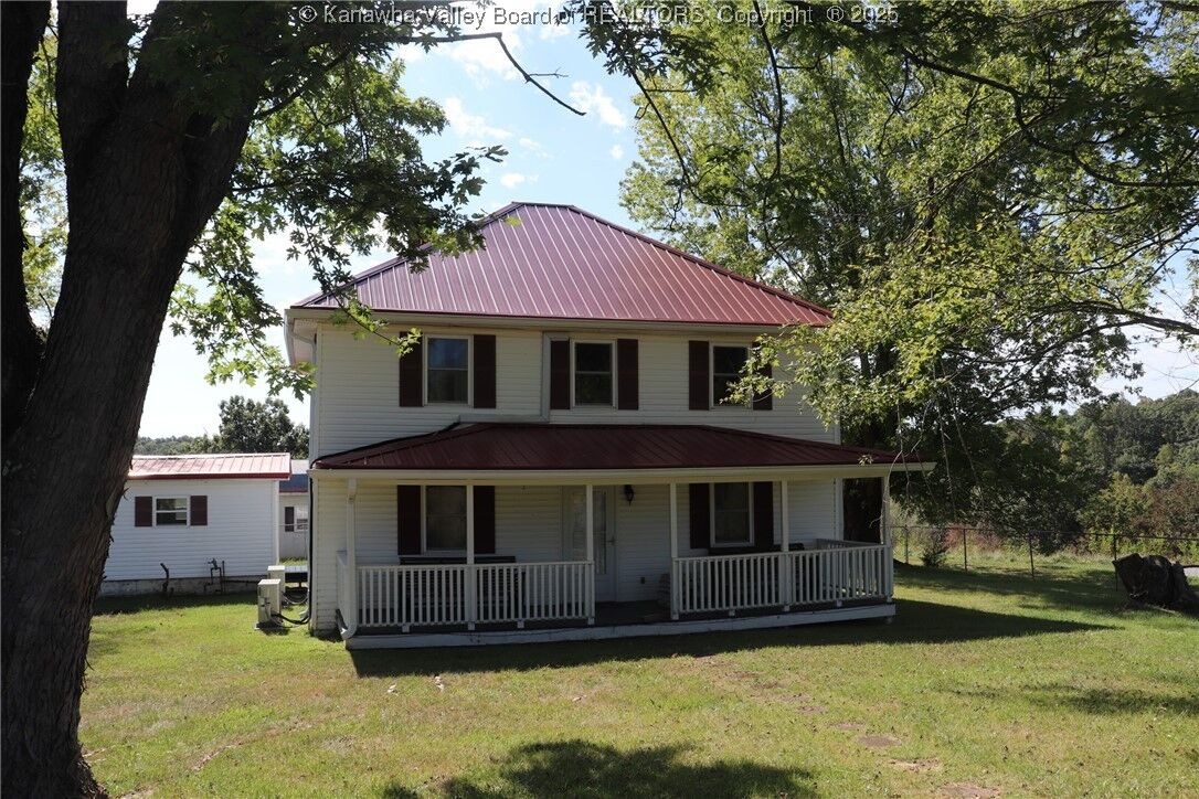 Property Photo: 161 Cavender Drive WV 25271