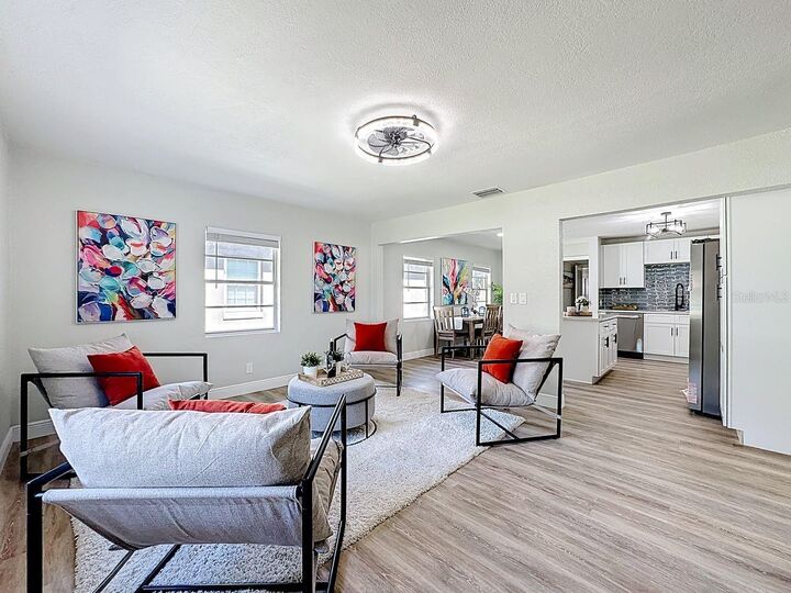 Property Photo: 3223 N Orange Ave FL 32803