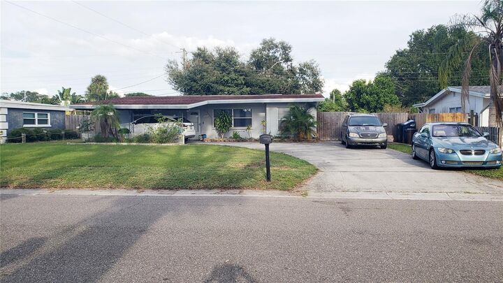 5815 24th Street W  Bradenton FL 34207 photo