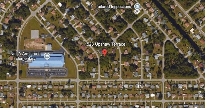 Property Photo:  1528 Upshaw Terrace  FL 33952 