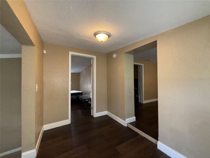 Property Photo:  1640 Salem Drive  FL 32807