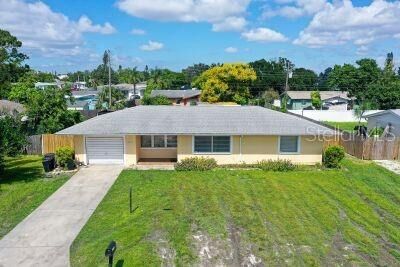Property Photo: 1104 Fruitland Ave. FL 34207