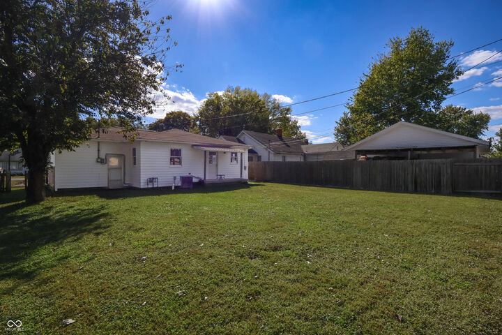 2256 McKinley Avenue  Columbus IN 47201 photo
