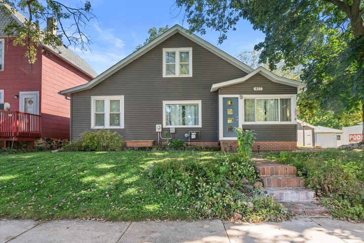 417 S Franklin St  Oconomowoc WI 53066 photo