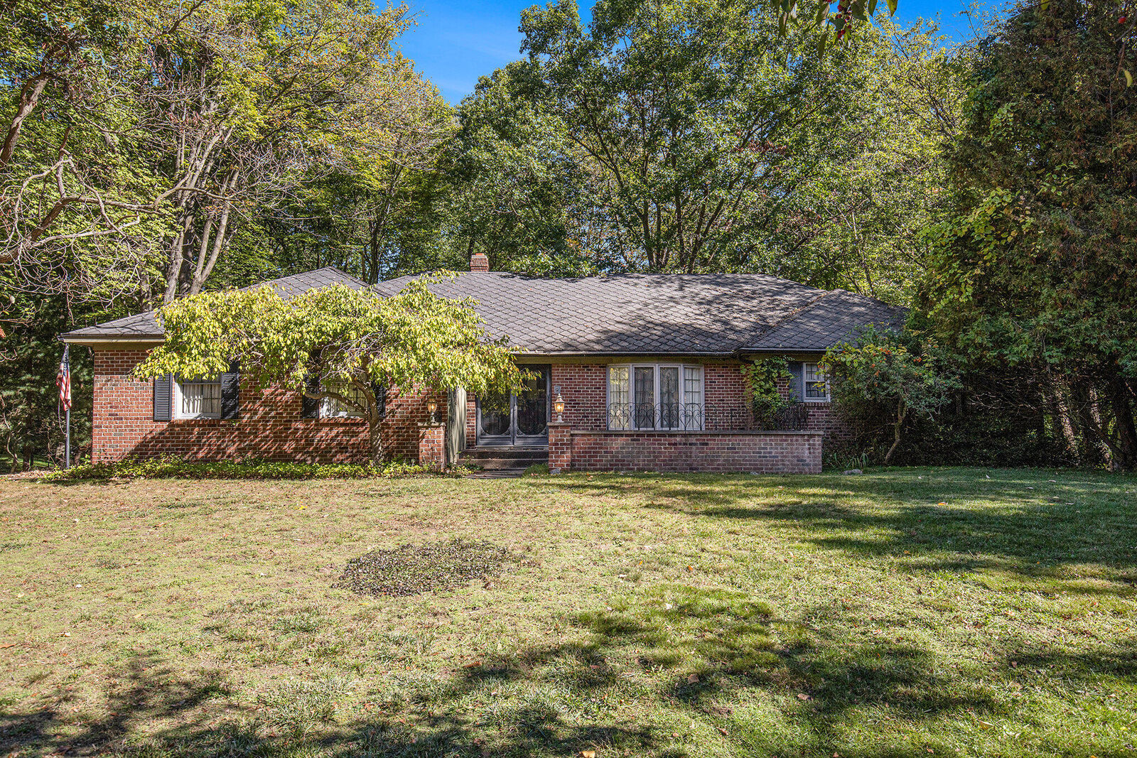 Property Photo: 6675 Gleneagles Drive SE MI 49546