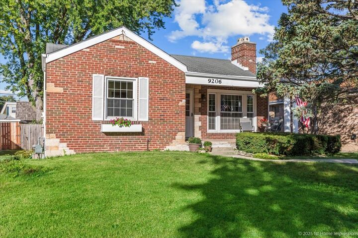Property Photo: 9206 S Troy Avenue IL 60805
