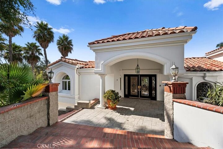 Property Photo:  5059 E Crescent Drive  CA 92807 