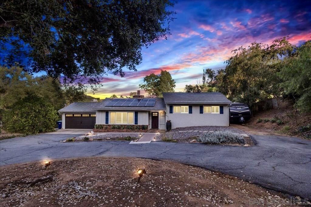 Property Photo: 11493 Eucalyptus Hills Dr CA 92040