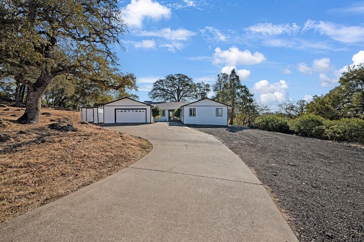6645 Crystal Boulevard  El Dorado CA 95623 photo